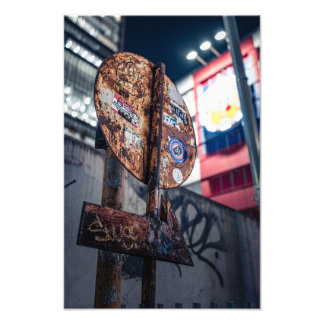 This sign was photographed at night in Osaka, Japa Fotodruck