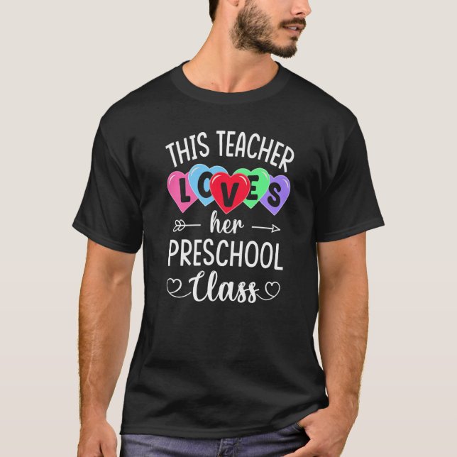 THIS TEACHER LOVES HER PRESCHOOL CLASS Shirts Vale (Vorderseite)