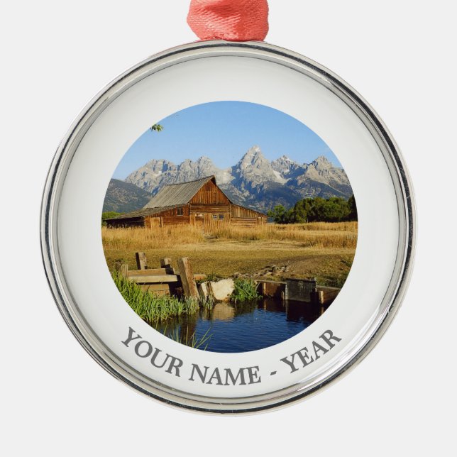 Thomas A. Moulton Barn Silbernes Ornament (Vorne)