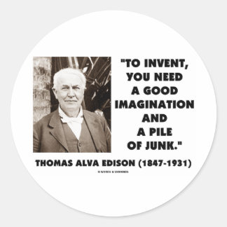 Thomas Edison erfindet Fantasie-Pile von Junk Runder Aufkleber