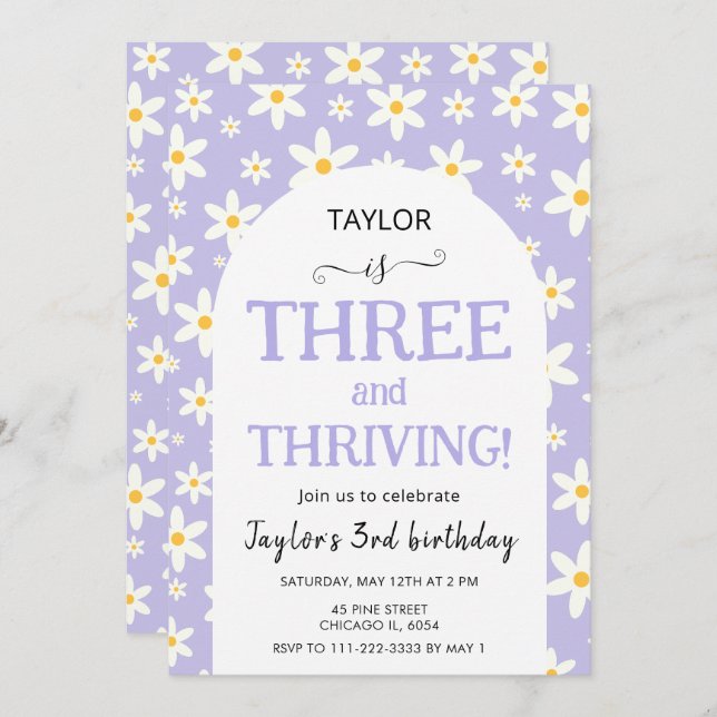 THREE and Thriving Purple Daisy 3rd Birthday Einladung (Vorne/Hinten)