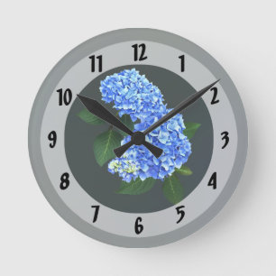 Three Blue Hydrangea Runde Wanduhr