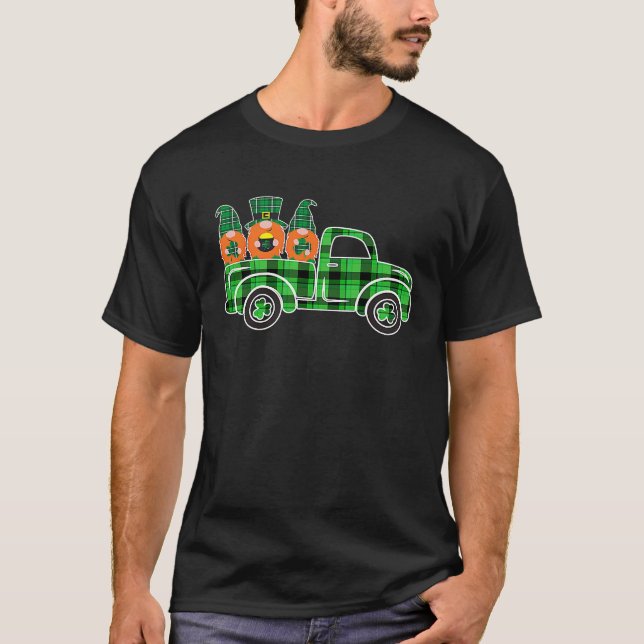 Three Gnome Truck Buffalo Plaid Happy St Patrick's T-Shirt (Vorderseite)
