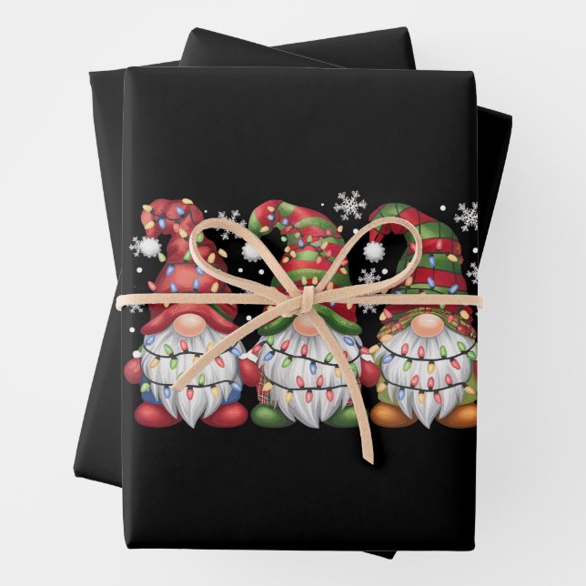 Three Gnomes Buffalo Kariert Red Christmas Geschenkpapier Set (Beispiel)