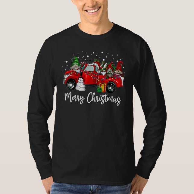 Three Gnomes in Red Truck With Merry Christmas Tre T-Shirt (Vorderseite)