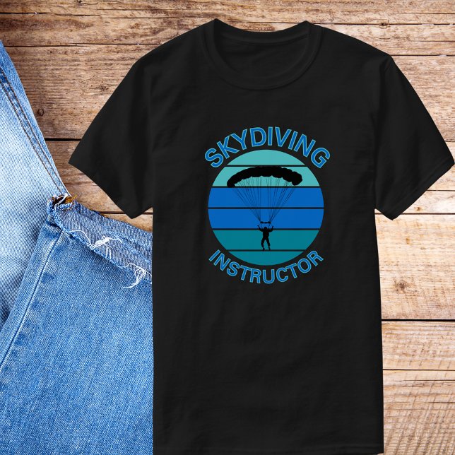 Thrill Seeker Skydiving Instructor T-Shirt (Von Creator hochgeladen)