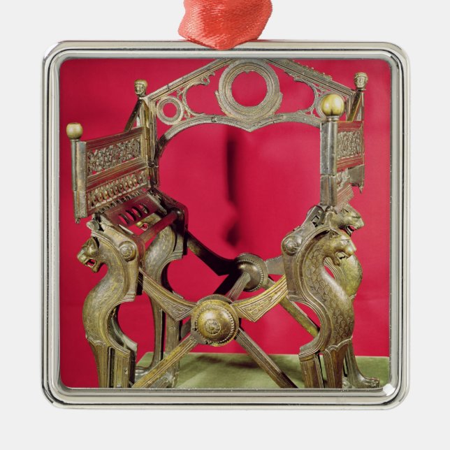 Thron von König Dagobert, Silbernes Ornament (Vorne)