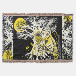 Throw Blanket – Urban Tree Owl & Wealth Surreal Decke
