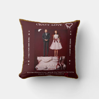 Throw Pillow Kissen
