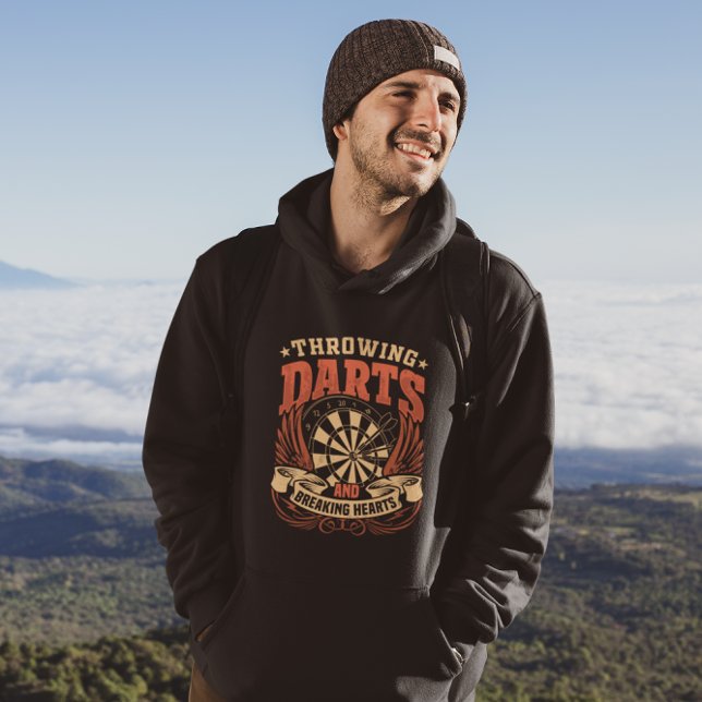 Throwing Darts Breaking Hearaking - Funny Dart Pla Hoodie (Von Creator hochgeladen)