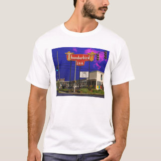 Thunderbird-Gasthaus T-Shirt