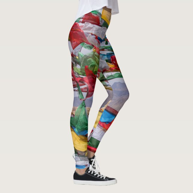 tibetische Landschaft mit Gebetsfahnen - Himalaya Leggings (Rechts)