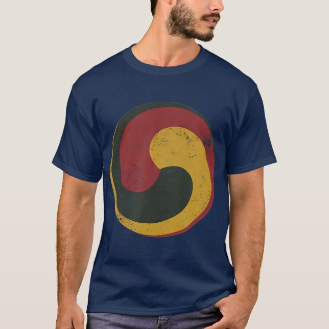 tibetisches Bön-buddhistisches Gankyil-Symbol T-Shirt (Vorderseite)