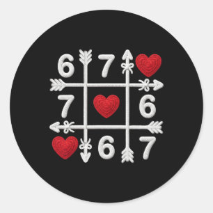 Tic Tac Toe 67 Valentins-Paar Herzen Sechs Sieben Runder Aufkleber