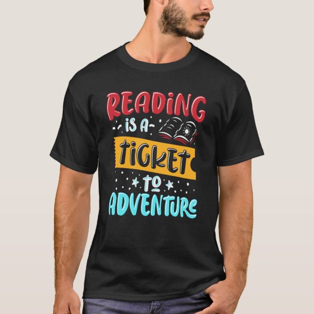 Ticket Adventure Library Lehrer Student B T-Shirt (Vorderseite)