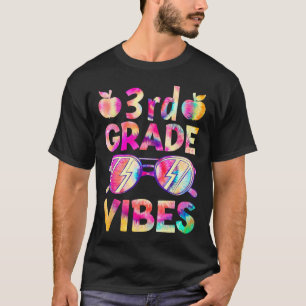 Tie Dye 3. Klasse Vibes Lehrer Erster Schultag Byc T-Shirt