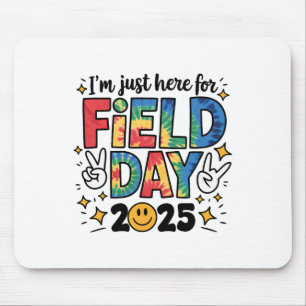 Tie Dye ist hier für Field Day 2025 Friedenszeiche Mousepad