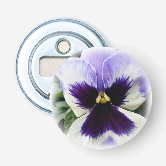 tief lila auf weiße Pansie Flaschenöffner (Vorderseite)