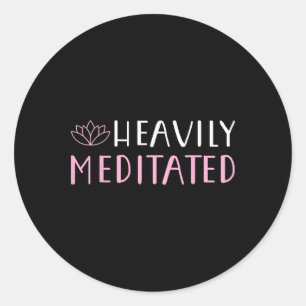Tief meditiertes Yoga-Liebhaber-Shirt Runder Aufkleber