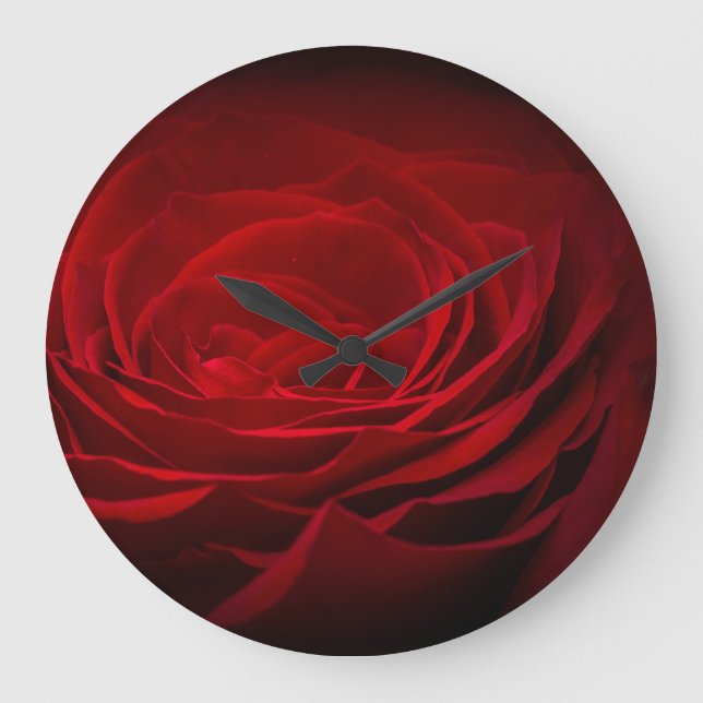Tief rote Rose auf schwarz Große Wanduhr (Vorderseite)