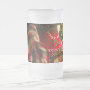 Tiefe eines Weihnachtsbaum-Frostglas-Bierkrugs Mattglas Bierglas
