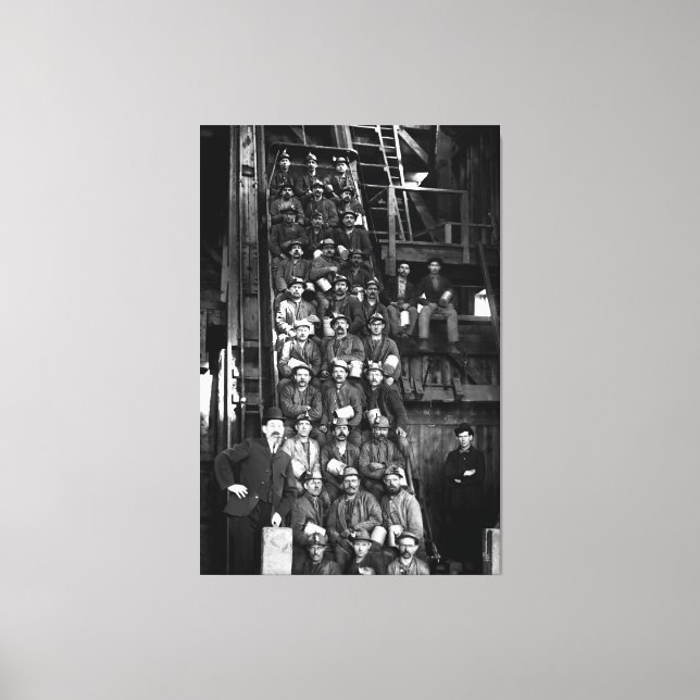 Tiefe Erdminen bereit für den Abstieg 1900 Leinwanddruck (Vorderseite)