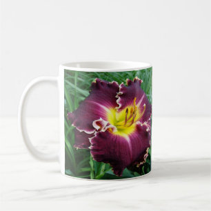 Tiefe kastanienbraune Tageslilien-Tasse Tasse