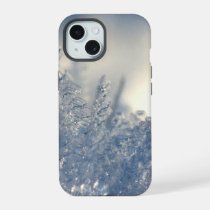Tiefenschärfefotografie von Eissplittern iPhone 15 Hülle