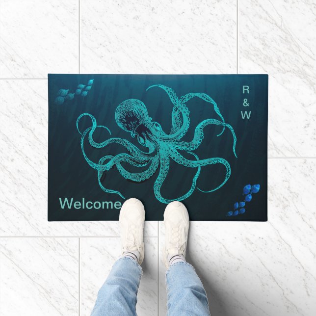 Tiefer Ozean Blau mit Oktopus und 2 Fischschulen Fußmatte (Indoor)