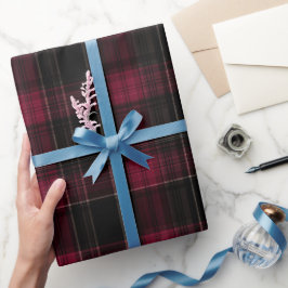 Tiefes Burgund Schwarz Wein Dunkelrotes Karomuster Geschenkpapier