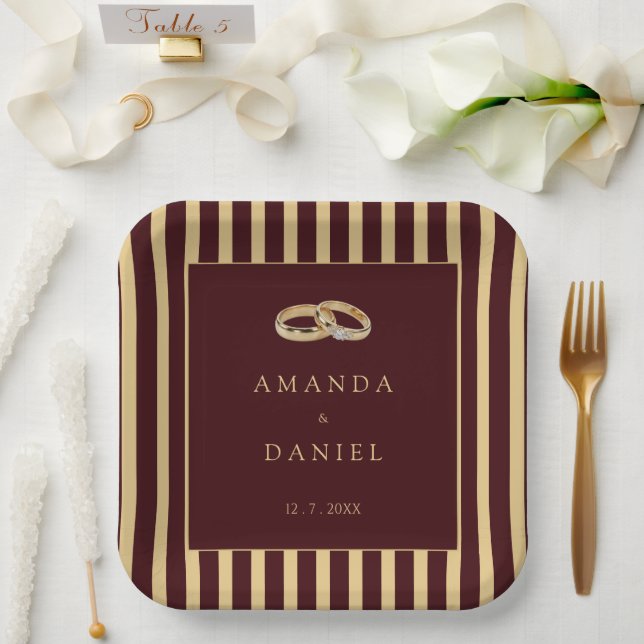 Tiefes Burgunderbraun Gold Diamant Hochzeitsstreif Pappteller (Hochzeit)