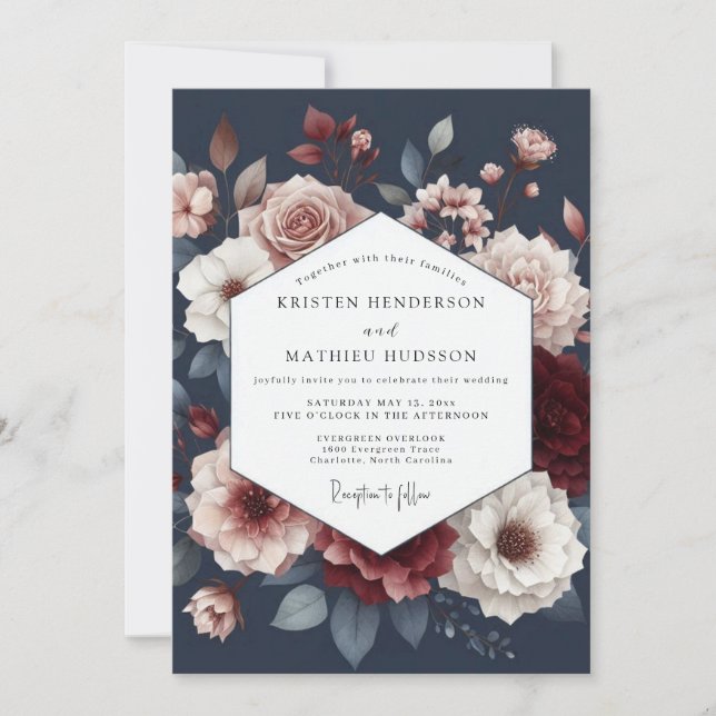 Tiefrote Florale Romanze-Hochzeit Einladung (Vorderseite)