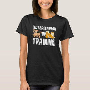 Tierärztin in der Ausbildung von Tierärzten T-Shirt