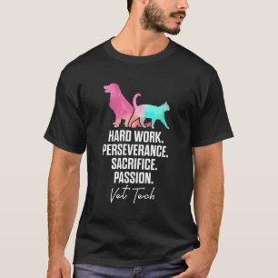 Tierärztin Techin arbeitete mit dem lustigen Tiera T-Shirt