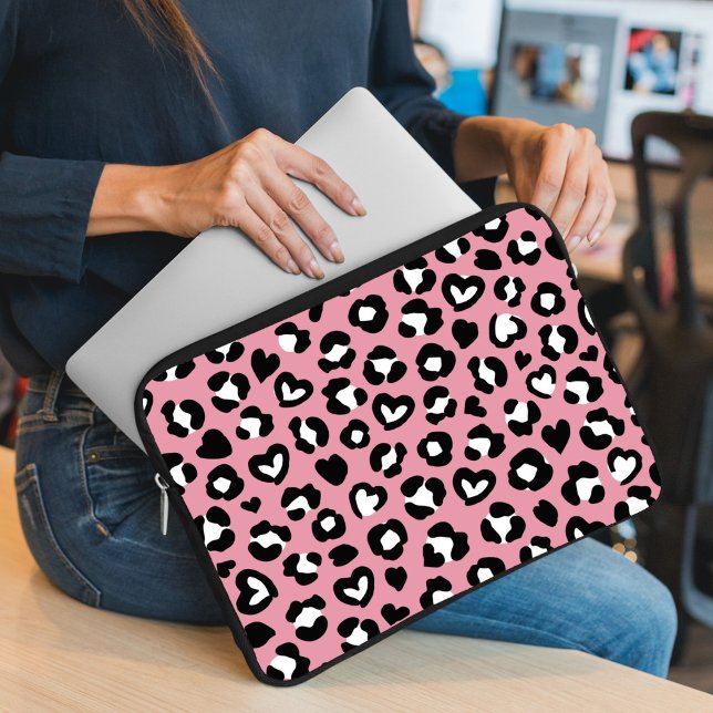 Tierdruck, rosa Leopard, Geparden, Herz Laptopschutzhülle (Von Creator hochgeladen)