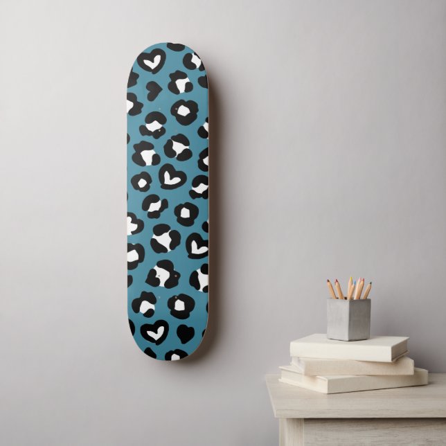 Tierdrucke, Blauer Leopard, Geparden, Herz Skateboard (Wandkunst)