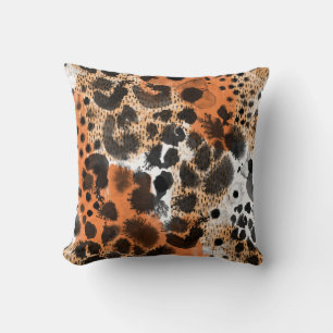 Tierhaut: kreatives Leopardenmuster. Kissen