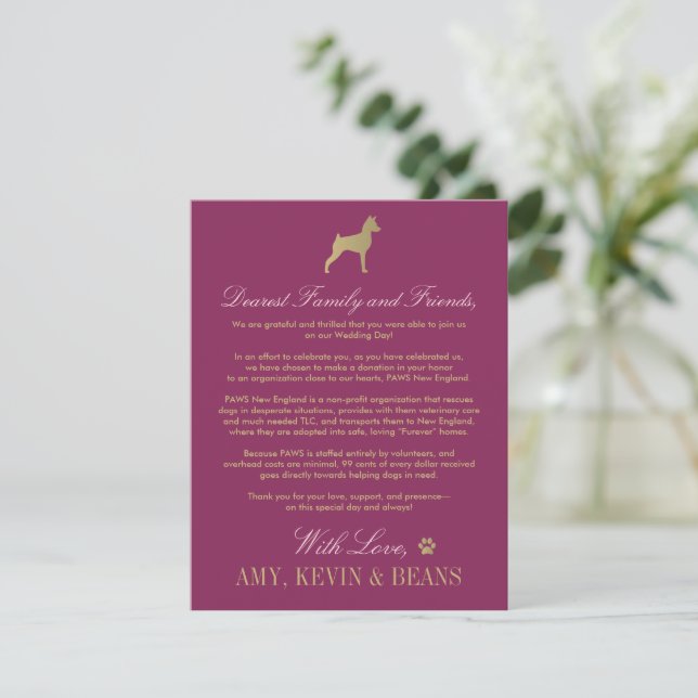 Tierrettungsspende Burgundy Gold Wedding Einladung (Stehend Vorderseite)