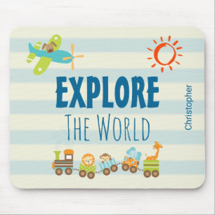 Tierspielzeugzug und -flugzeug auf Streifen Mousepad
