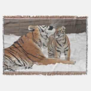 Tiger and Cub Hugs Decke