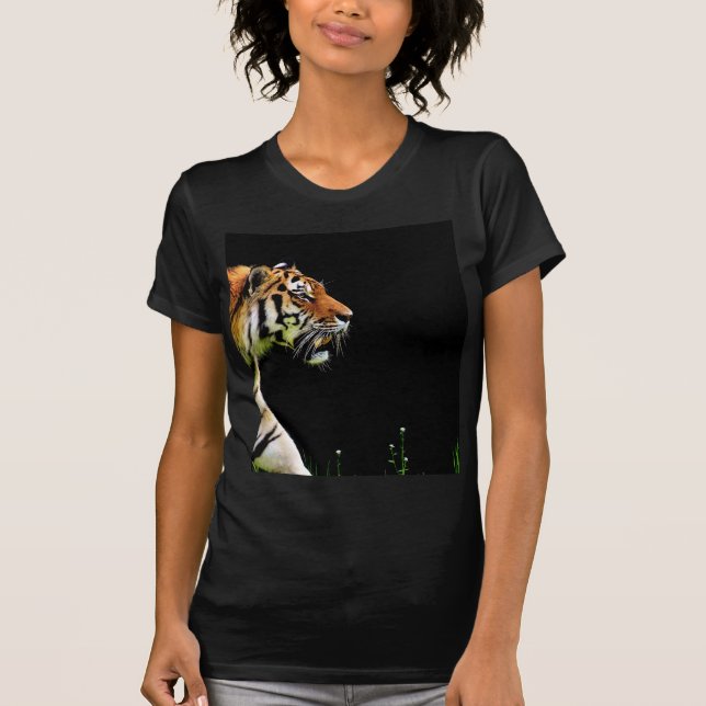 Tiger Approaching - Wildtierarbeiten T-Shirt (Vorderseite)