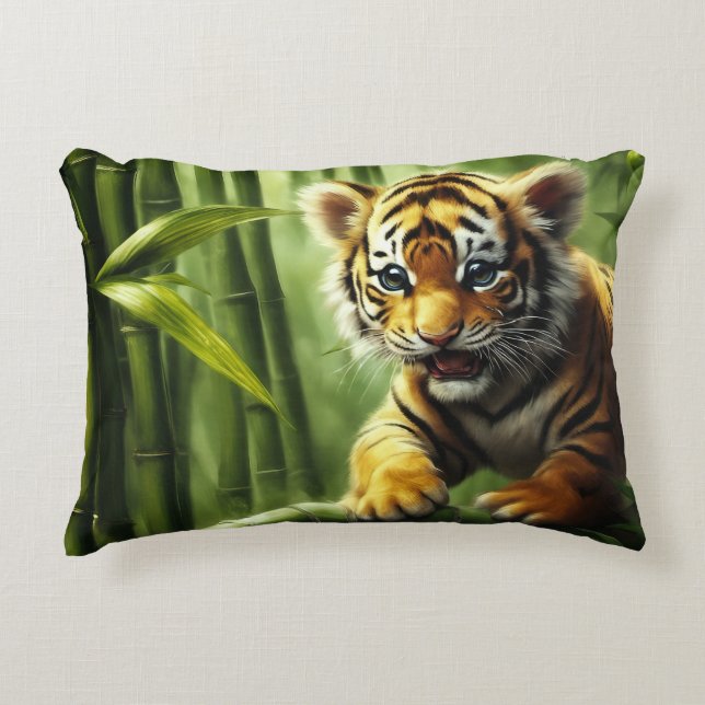 Tiger Cub Throw Kissen (Vorderseite)