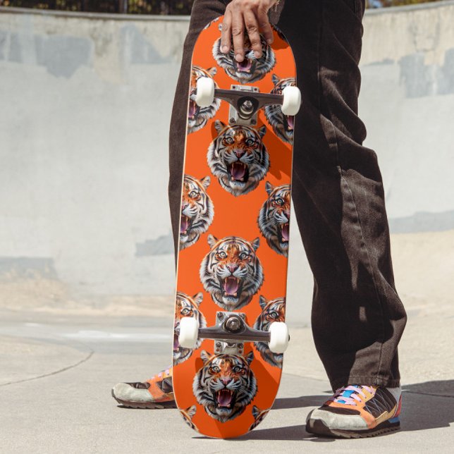 Tiger Head Pattern Design Orange  Skateboard (Von Creator hochgeladen)