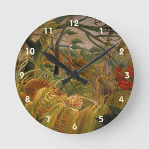 Tiger in einem tropischen Sturm von Henri Rousseau Runde Wanduhr