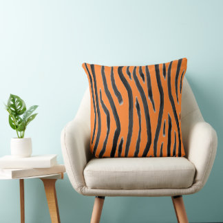 Tiger Stripes Throw Kissen