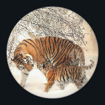 Tiger und ihr Cub Magnet<br><div class="desc">Fügen Sie Ihrem Kühlschrank etwas Charakter mit einem unserer Designs hinzu! Ideal für jeden großen Katzenliebhaber!</div>