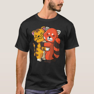 Tiger und Rote Panda Niedliche Zootiere umarmt T-Shirt