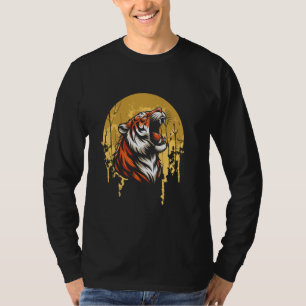 Tiger Wildlife Animal Big Cat - Moon Howling T-Shirt