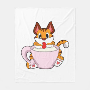 Tigerkatze mit Milchcup.PNG Fleecedecke