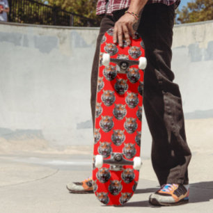 Tigerkopf-Musterdesign Rot Skateboard